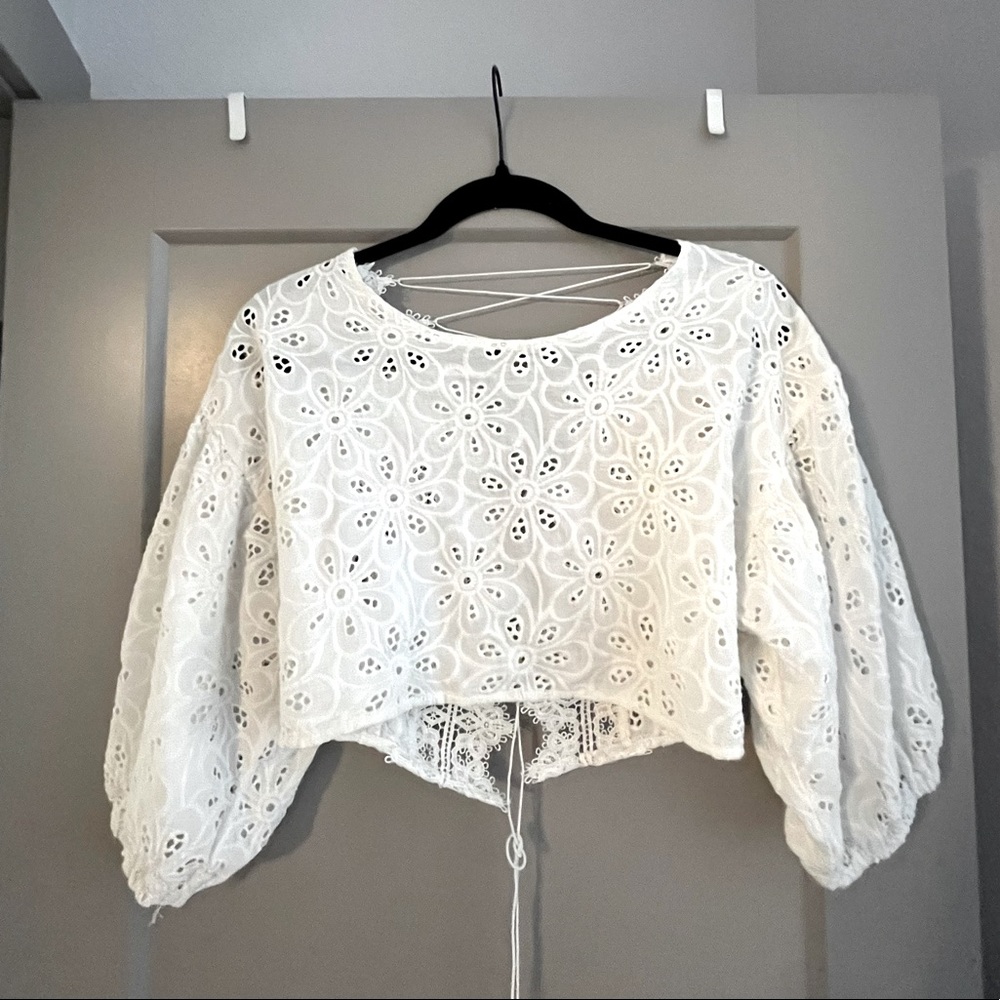 White lace, long sleeve, crop top